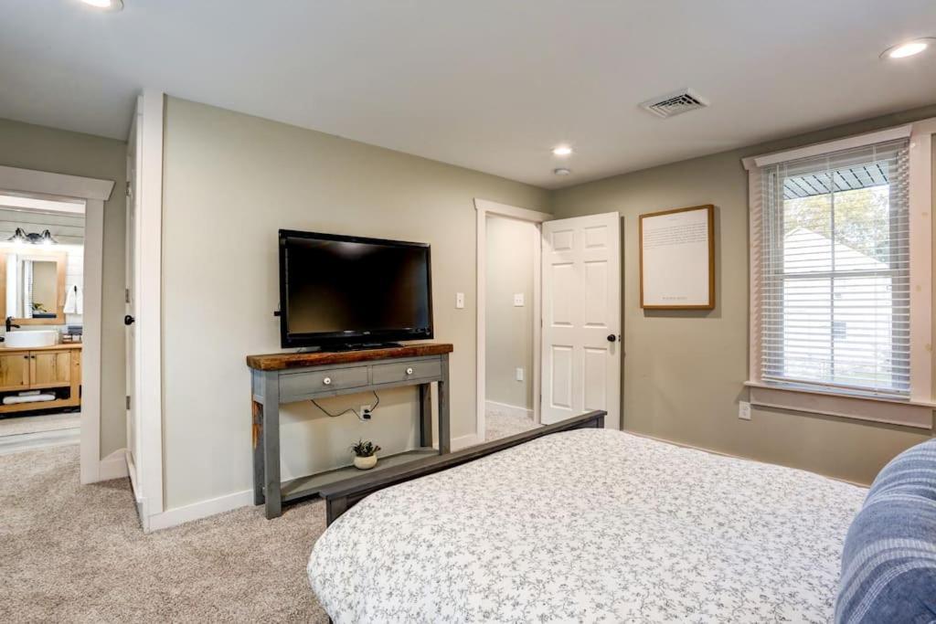 Beautiful Close To Lanc Hershey Etown *